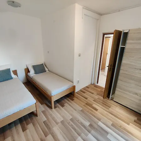 Apartment Ida *
